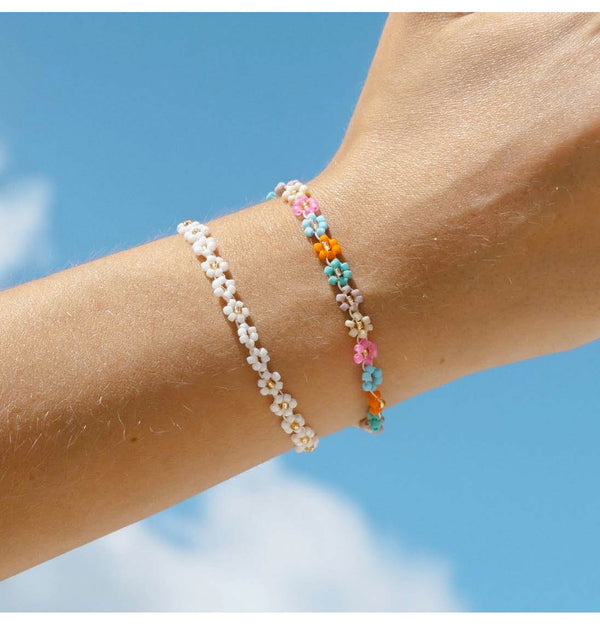 Daisy Beaded Bracelet