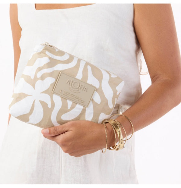 Float Small Pouch - Latte